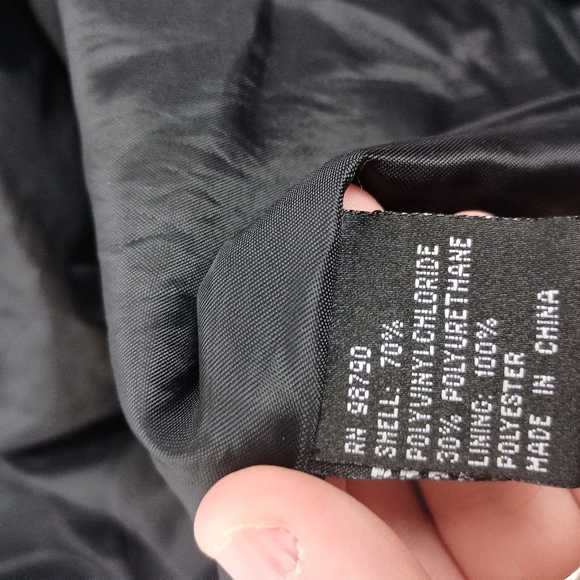 Black Jacket with Luxurious Leopard Animal Print Collar (#1,337)(C) - Picture 2 of 9